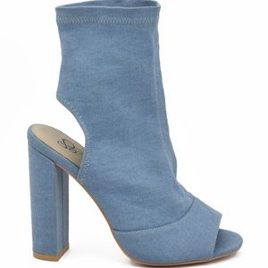 **SOLD** Kristy Peep Toe Demin Bootie